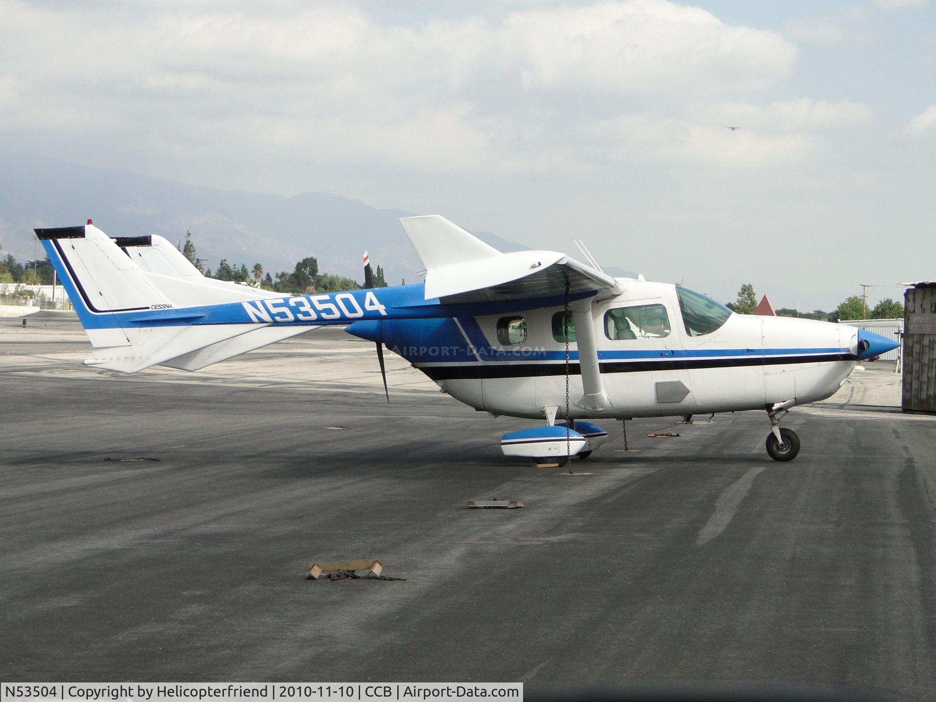 N53504, 1975 Cessna 337G Super Skymaster C/N 33701664, Parked in transient parking