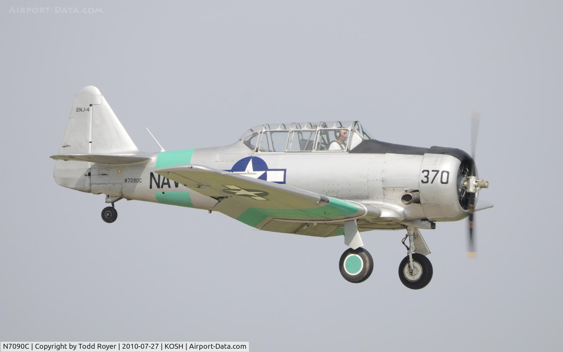 N7090C, North American SNJ-4 Texan C/N 88-13370, EAA AIRVENTURE 2010