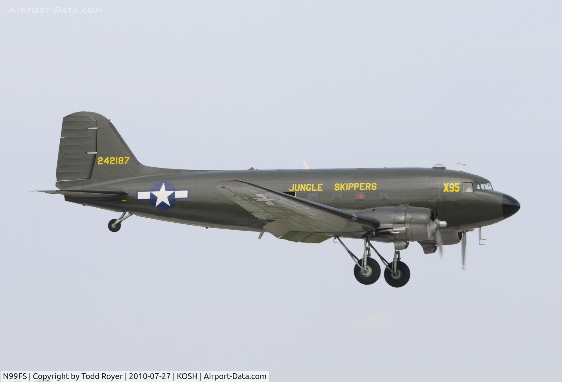 N99FS, Douglas DC-3 (C-47A) C/N 12425, EAA AIRVENTURE 2010