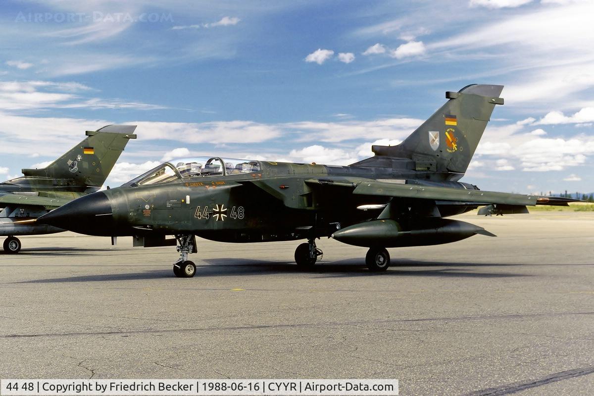 44 48, Panavia Tornado IDS C/N 378/GS105/4148, last chance inspection prior another low level mission from CFB Goose Bay