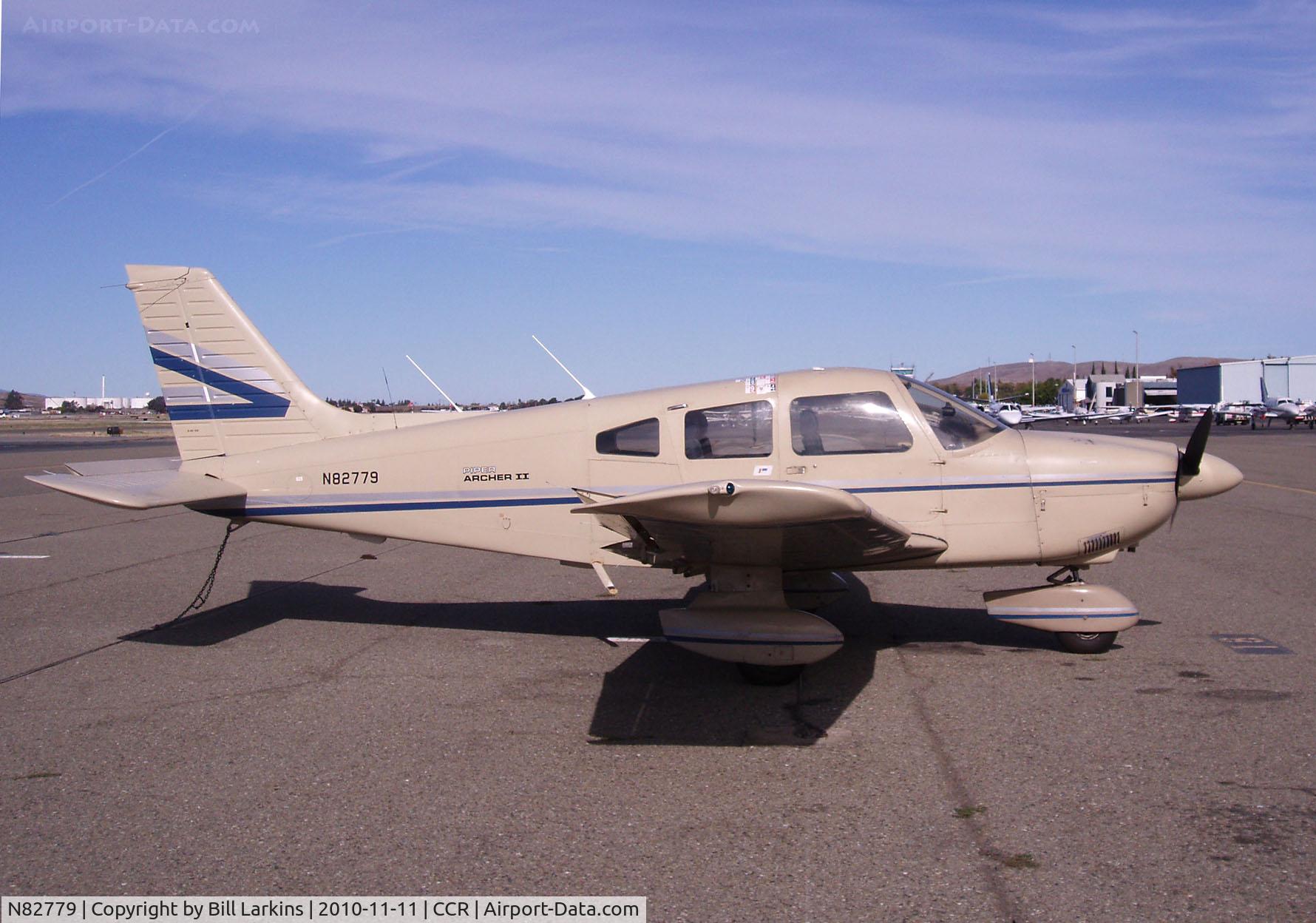 N82779, 1980 Piper PA-28-181 C/N 28-8190058, Visitor