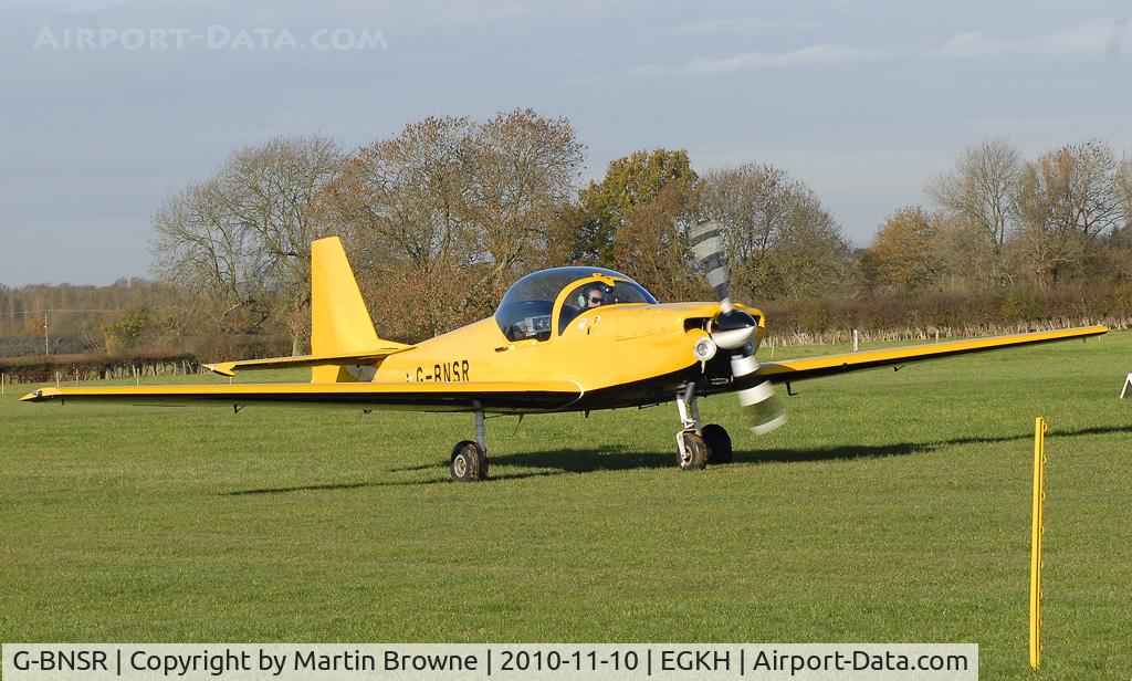 G-BNSR, 1987 Slingsby T-67M Firefly Mk2 C/N 2047, SHOT AT HEADCORN