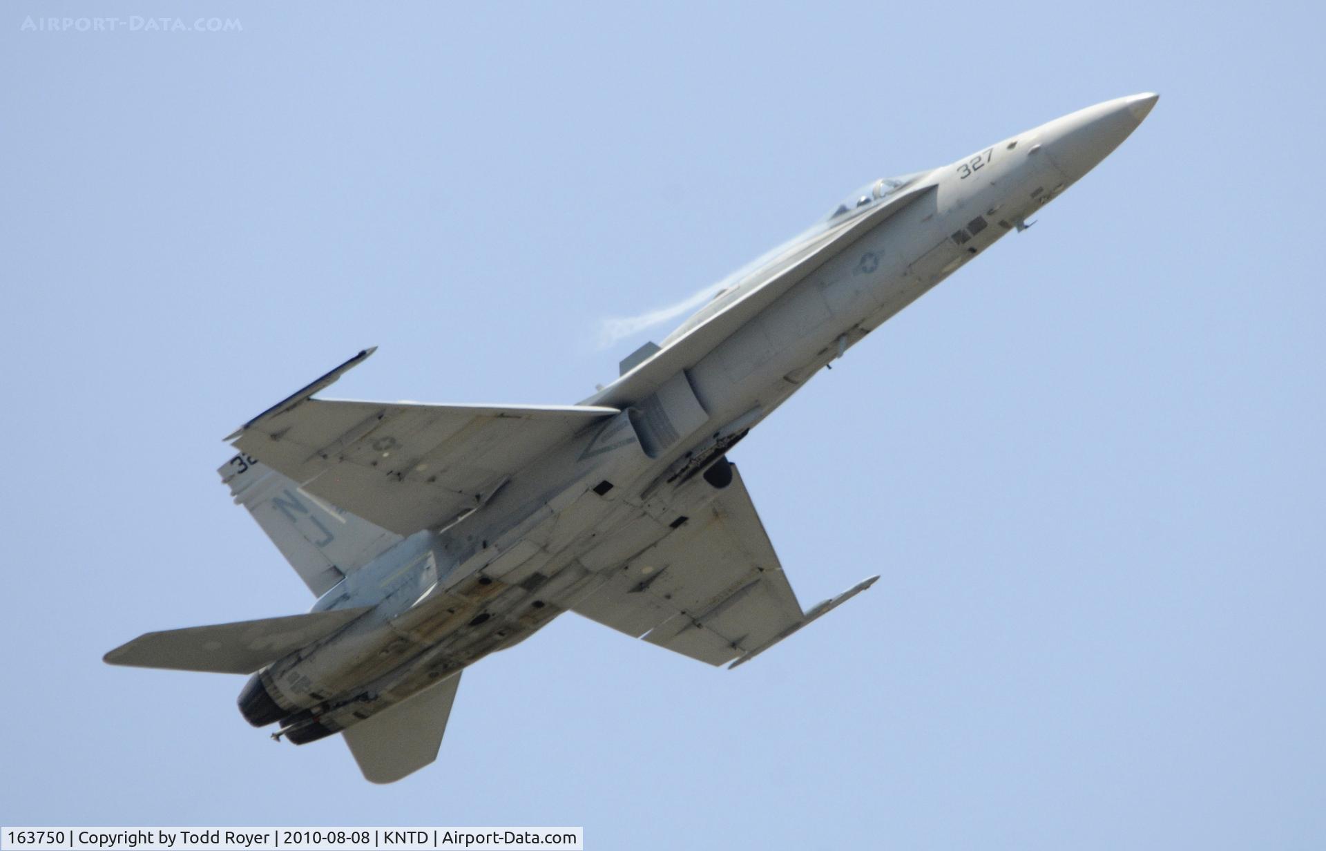 163750, 1989 McDonnell Douglas F/A-18C Hornet C/N 0825/C108, POINT MUGU AIRSHOW 2010