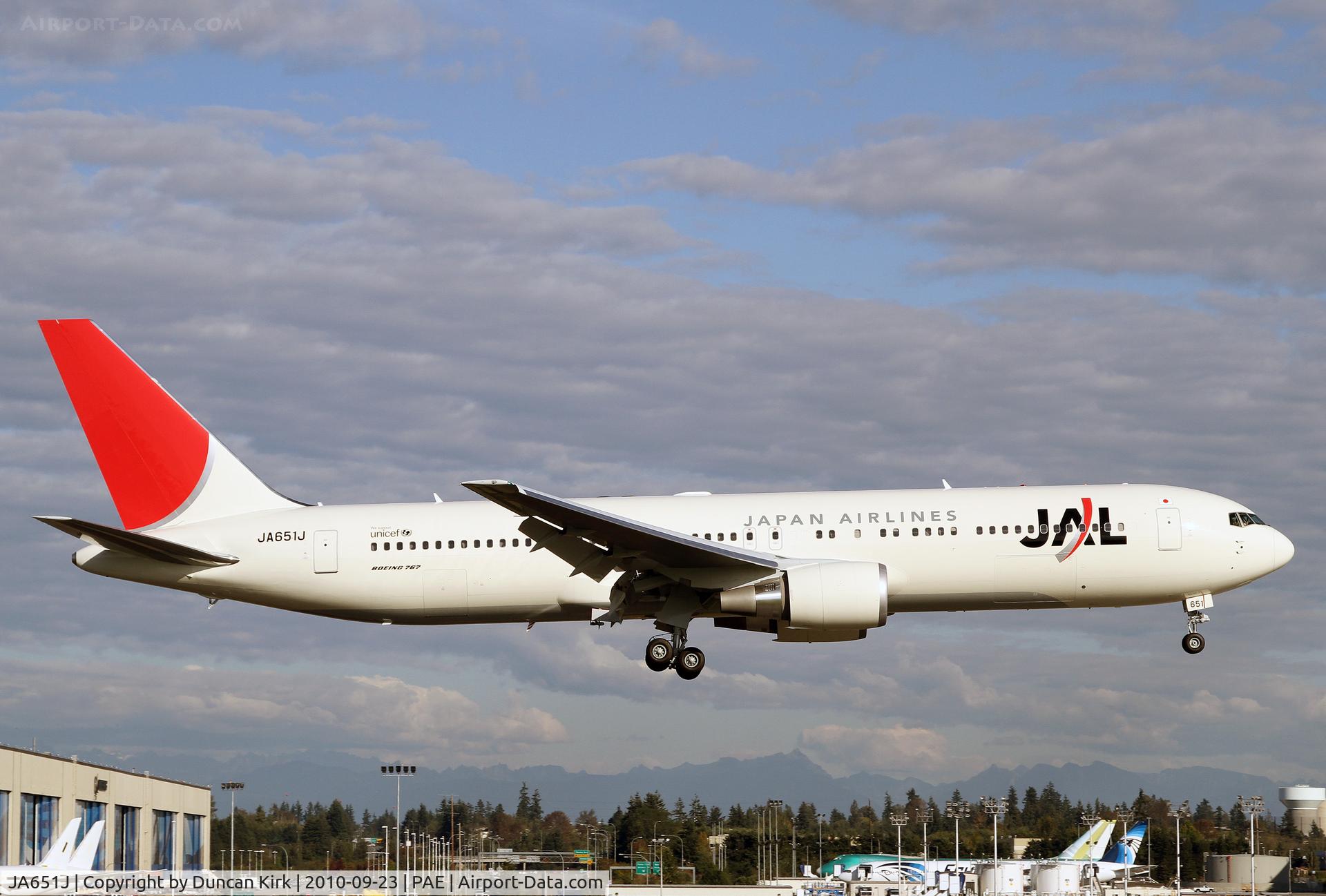 JA651J, 2010 Boeing 767-346/ER C/N 40363, Ending a test flight