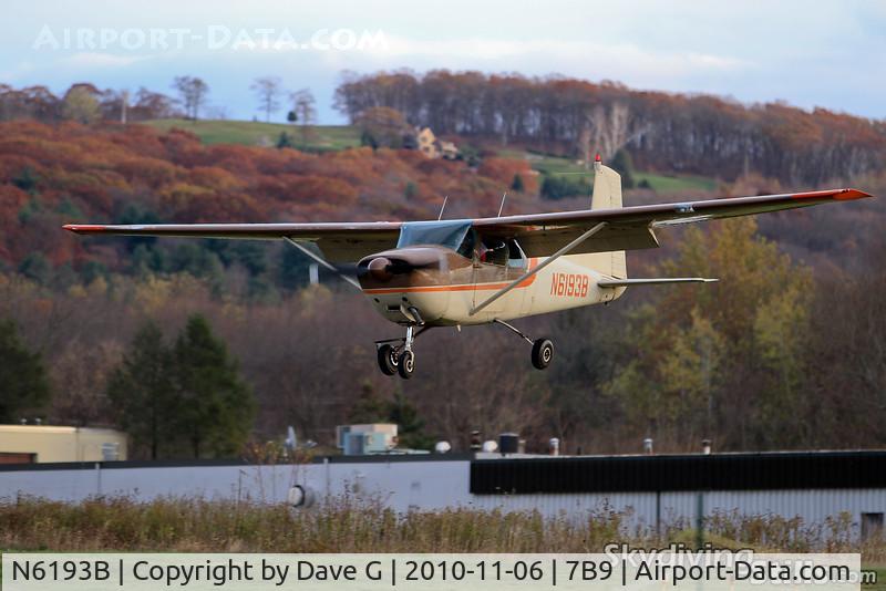 N6193B, 1957 Cessna 182A Skylane C/N 34193, Final to Ellington, CT