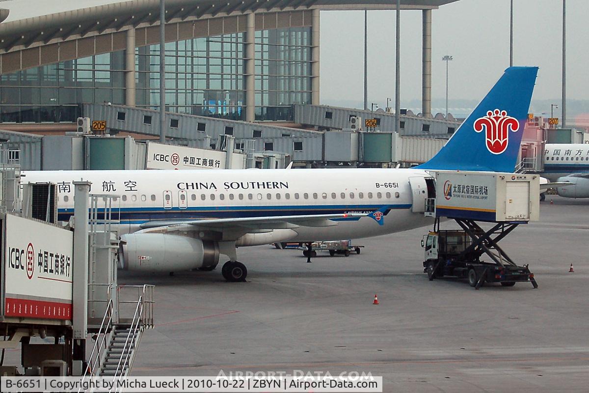 B-6651, 2010 Airbus A320-232 C/N 4260, At Taiyuan