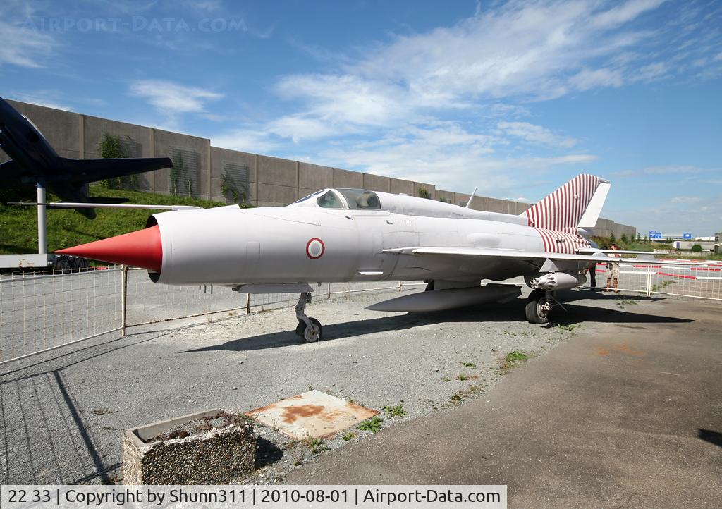 22 33, Mikoyan-Gurevich MiG-21SPS C/N 94A5202, S/n 94A5202 - Preserved MiG-21SPS @ Sinsheim Museum...