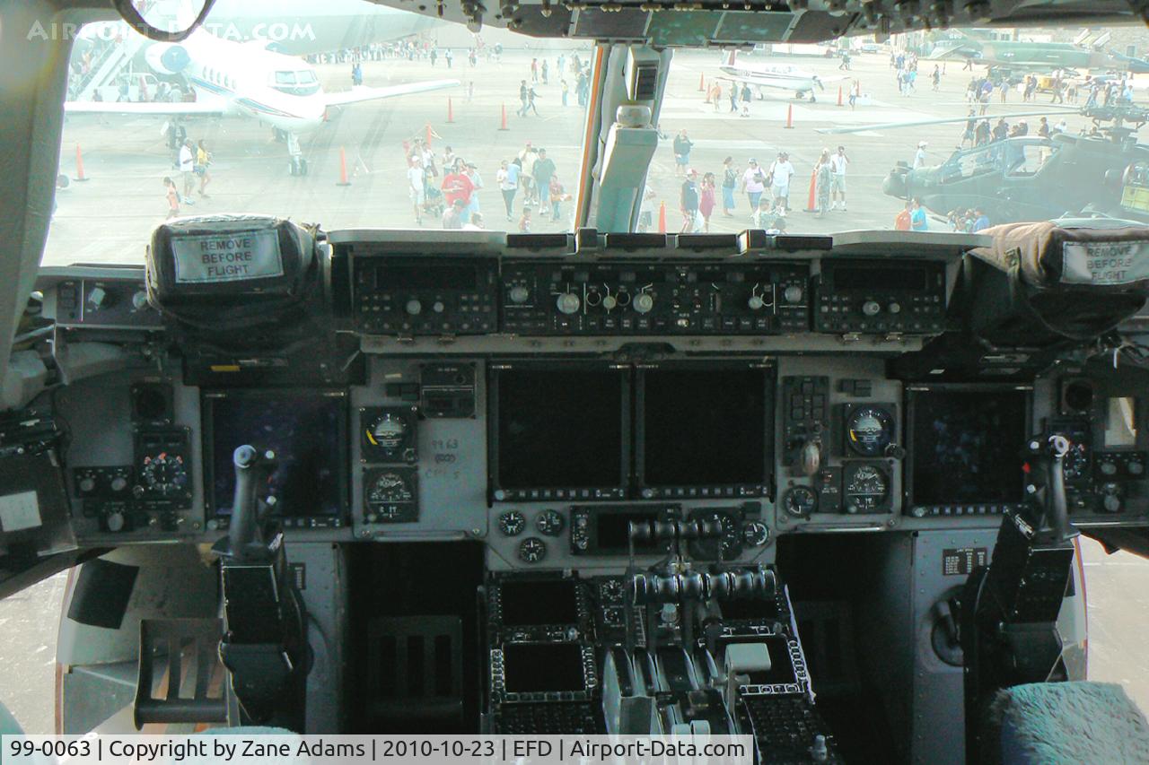 99-0063, 1999 Boeing C-17A Globemaster III C/N 50067/P-63, C-17 cockpit at the 2010 Wings Over Houston Airshow  (Thanks Brad for the tour! )