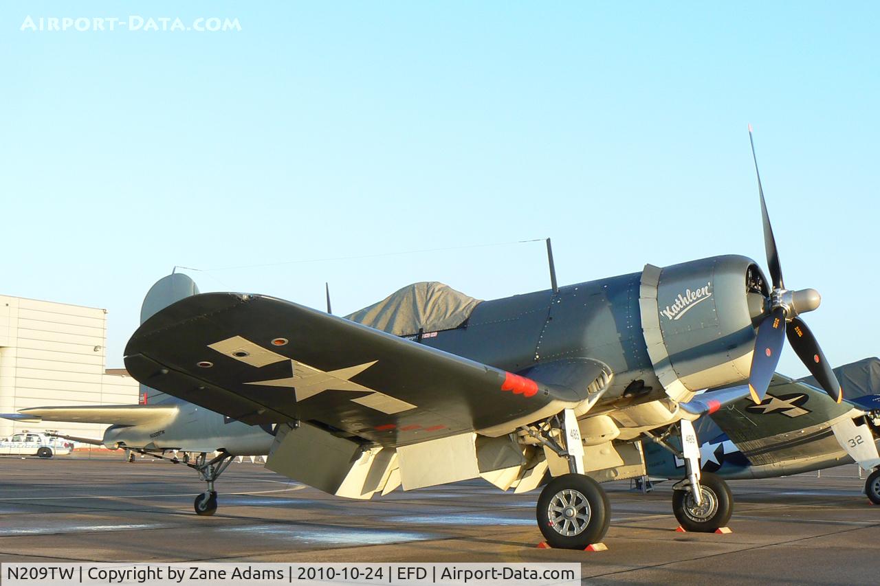 N209TW, Goodyear FG-1D Corsair C/N 3750, At the 2010 Wings Over Houston Airshow