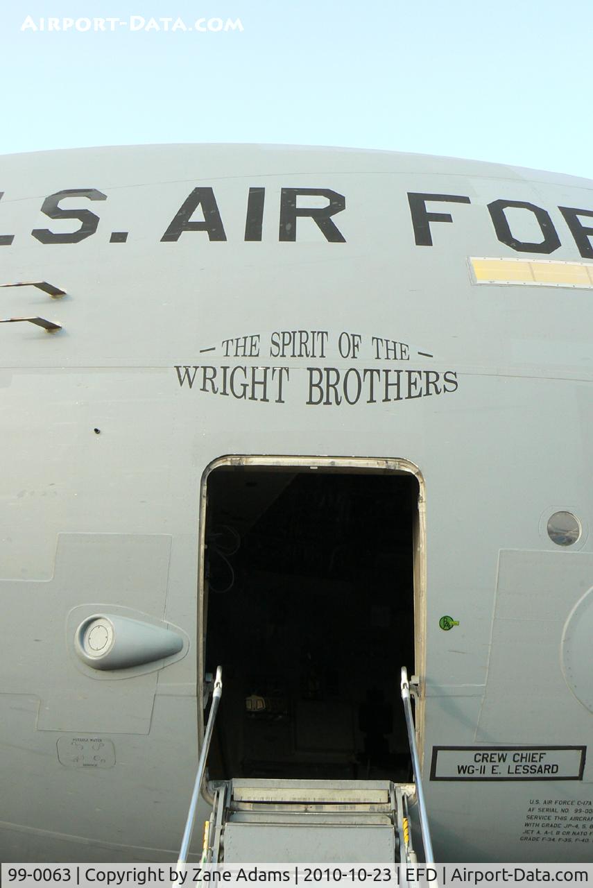 99-0063, 1999 Boeing C-17A Globemaster III C/N 50067/P-63, USAF C-17 At the 2010 Wings Over Houston Airshow