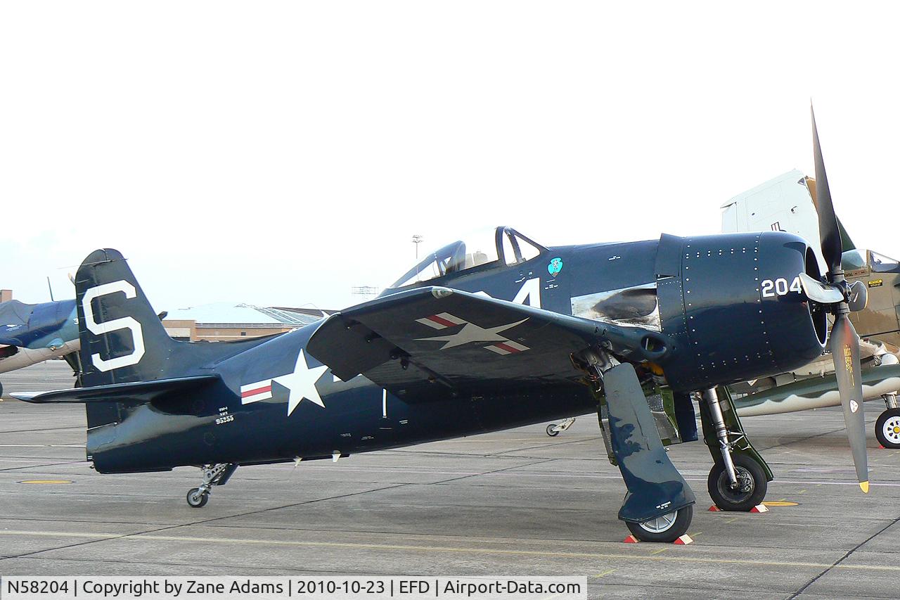 N58204, 1946 Grumman F8F-1 Bearcat C/N D.527, Rod Lewis' Bearcat At the 2010 Wings Over Houston Airshow