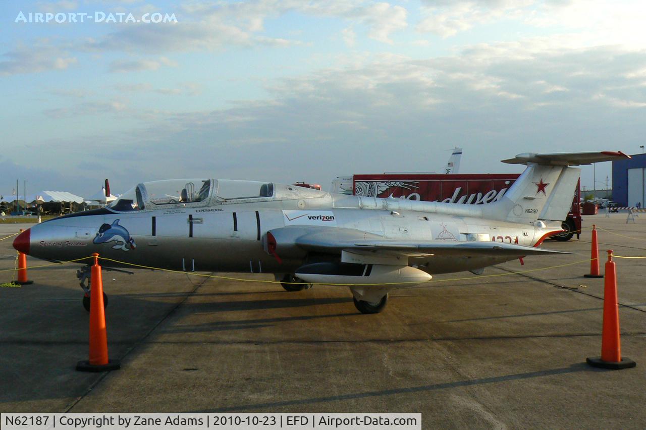 N62187, 1966 Aero L-29 Delfin C/N 1234, At the 2010 Wings Over Houston Airshow
