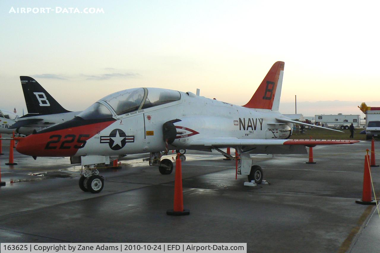 163625, McDonnell Douglas T-45A Goshawk C/N A027, At the 2010 Wings Over Houston Airshow