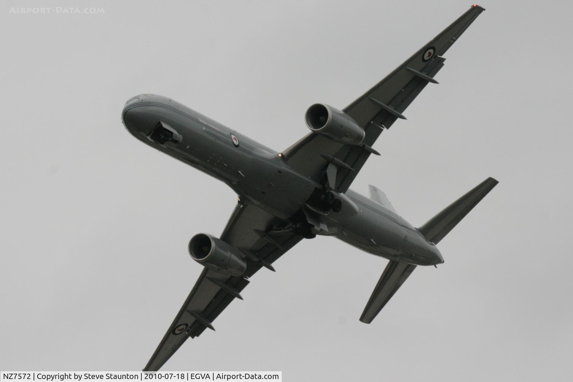 NZ7572, 1993 Boeing 757-2K2 C/N 26634, Taken at the Royal International Air Tattoo 2010