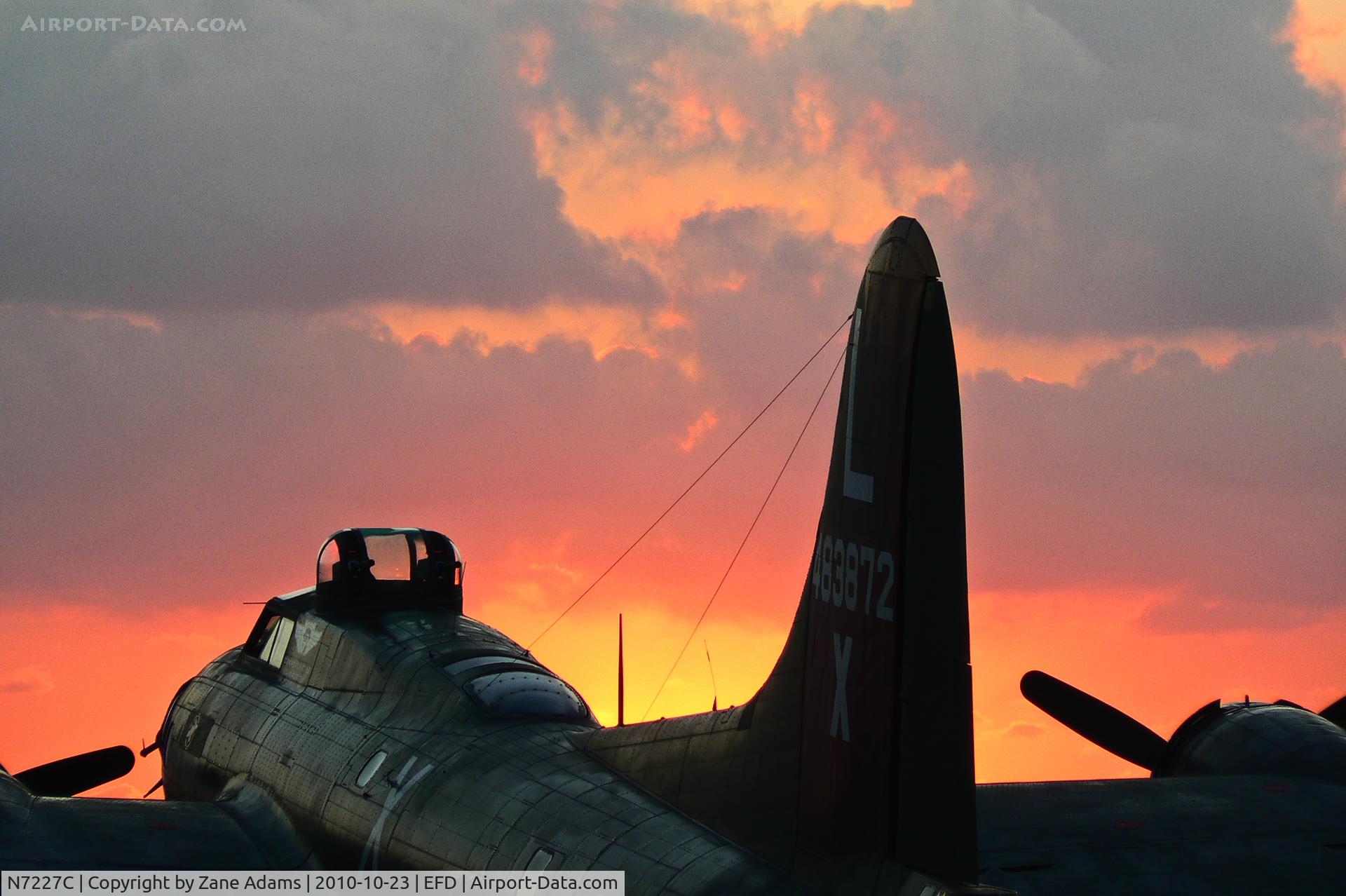 N7227C, 1944 Boeing B-17G Fortress C/N 32513, CAF B-17 