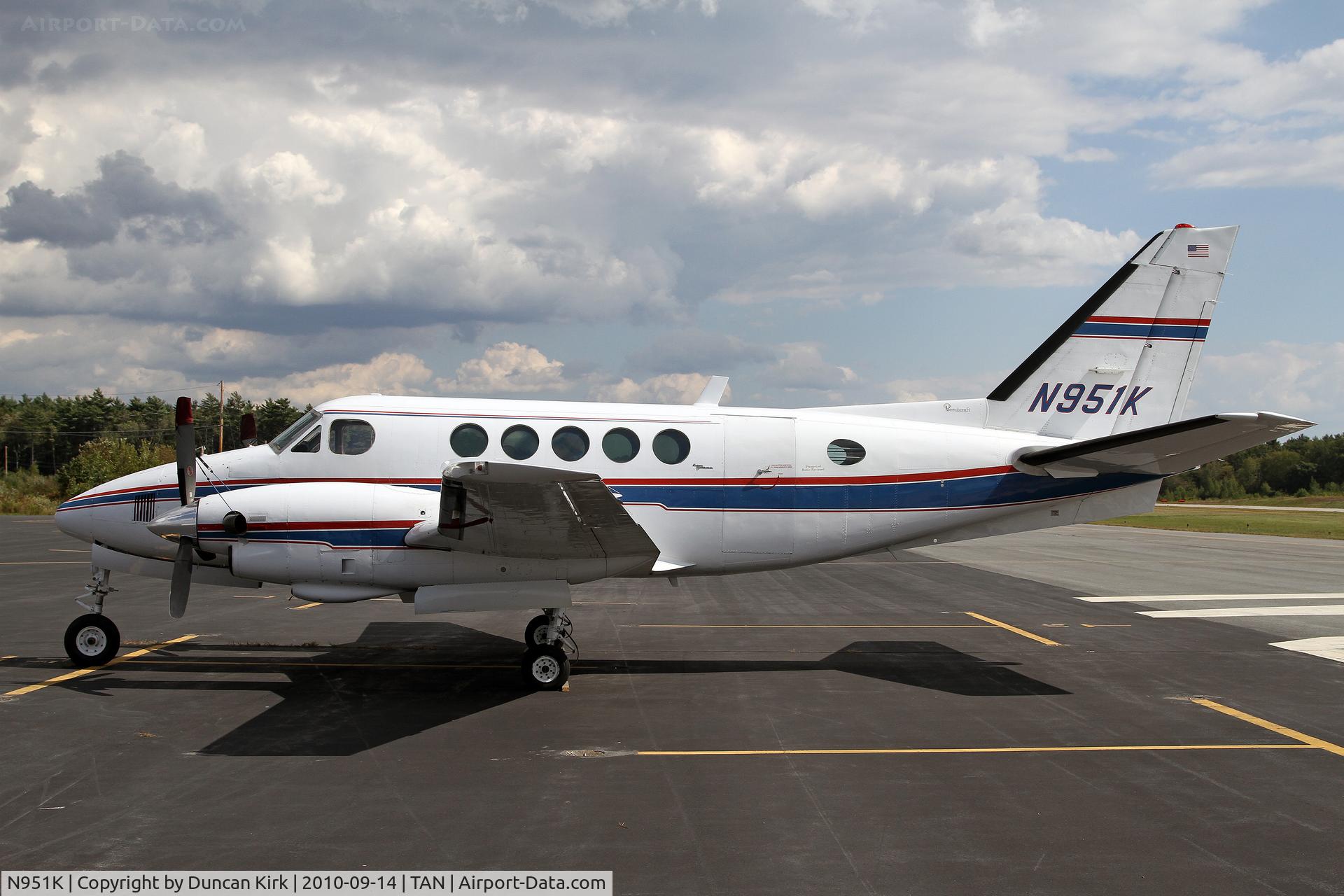 N951K, 1969 Beech King Air 100 C/N B-17, An early Beech 100