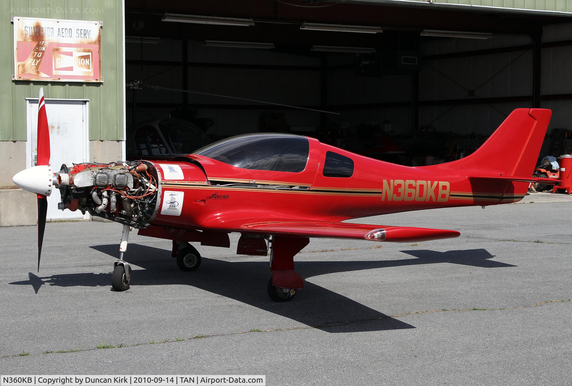 N360KB, 1990 Lancair 320 C/N 378, Looking very sleek!