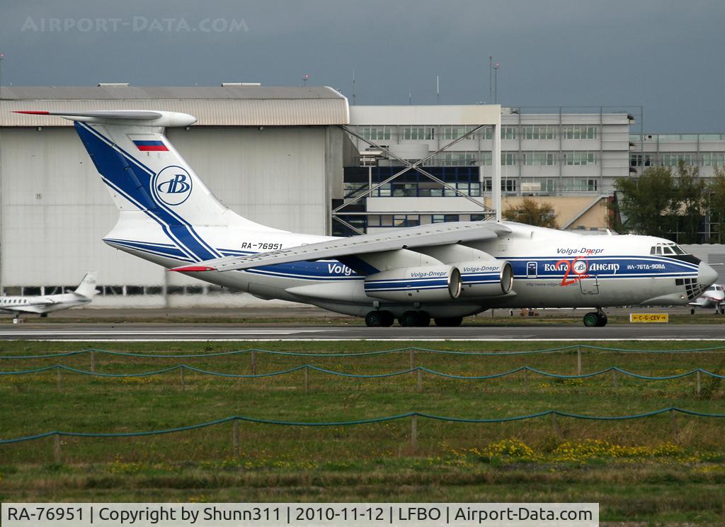 RA-76951, 2007 Ilyushin Il-76TD-90VD C/N 2073421704, Taxiing holding point rwy 32R... Additional '20 years' logo on fuselage
