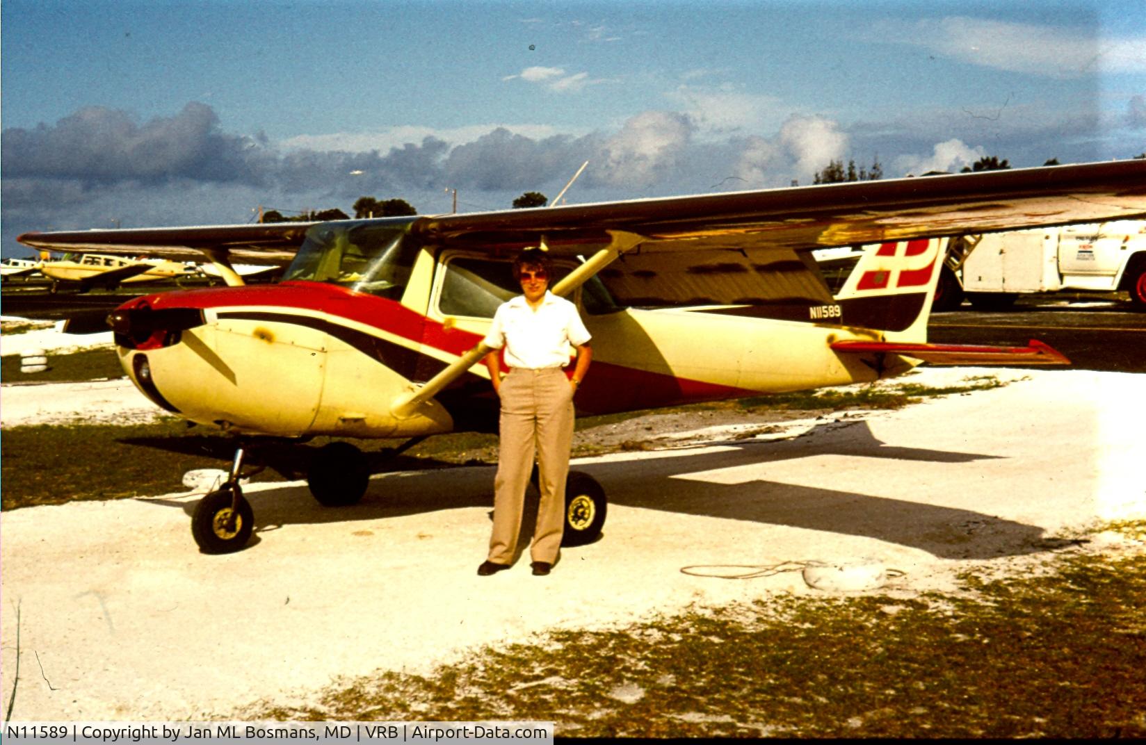 N11589, 1973 Cessna 150L C/N 15075545, Vero Beach FL March