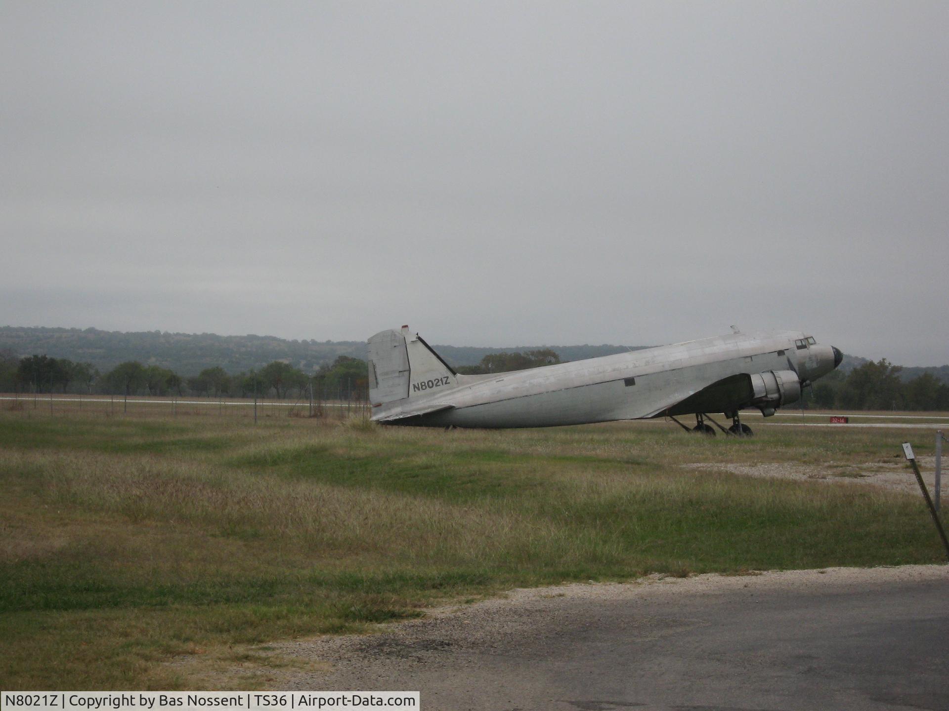 N8021Z, 1944 Douglas DC3C C/N 20444, Photo taken on okt 27 2010. Even managed to sneak into the plane (at midnight, with a girl friend ;-). Most of the instruments are taken out. Cargo area is empty except for a winch. Stayed at the Hangar Hotel for the remainder of the night. Recommend that