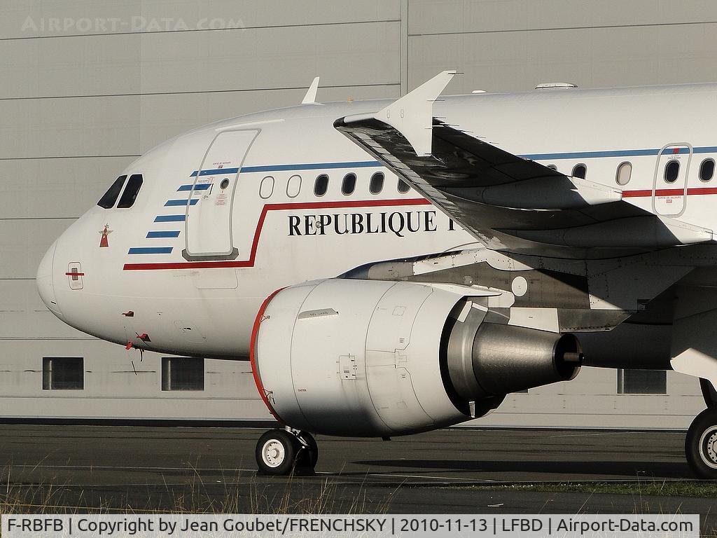 F-RBFB, 2001 Airbus ACJ319 (A319-115/CJ) C/N 1556, storage Sogerma