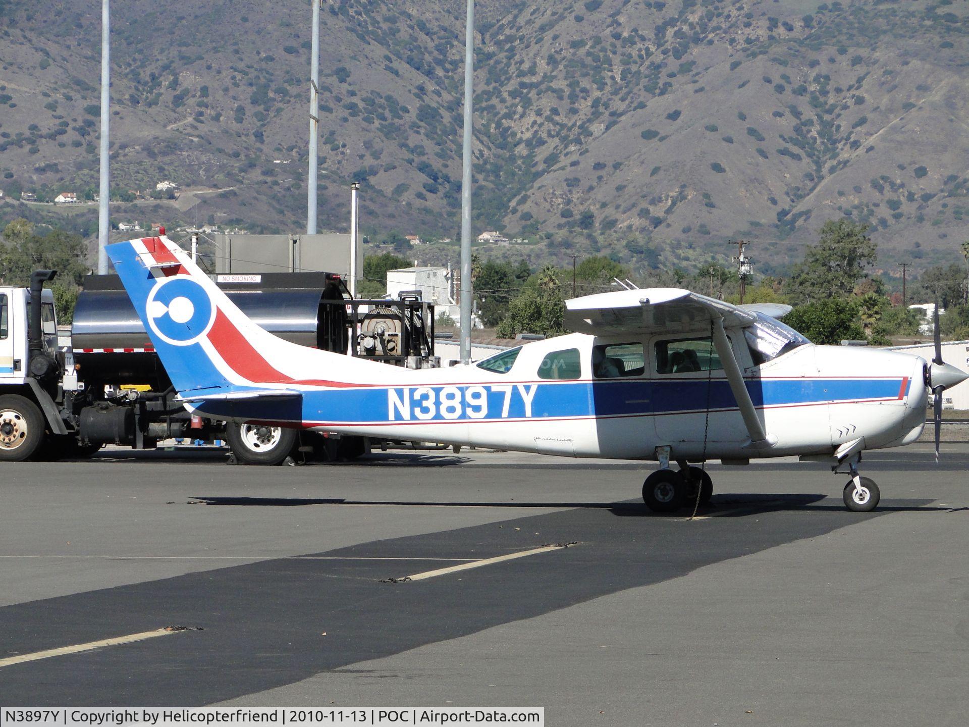 N3897Y, 1964 Cessna 210D Centurion C/N 21058397, Parked in transient parking