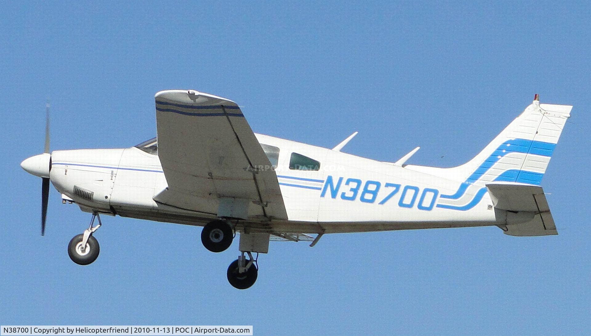 N38700, 1978 Piper PA-28-181 C/N 28-7890001, just took off and starting to climb out
