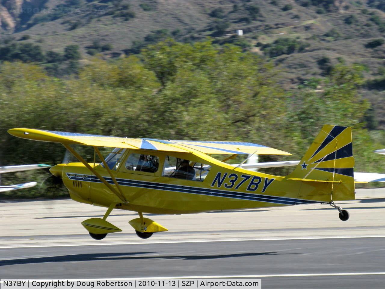 N37BY, 2004 American Champion 8KCAB Super Decathlon C/N 951-2004, 2004 American Champion 8KCAB, Lycoming AEIO-360 180 Hp, landing Rwy 04