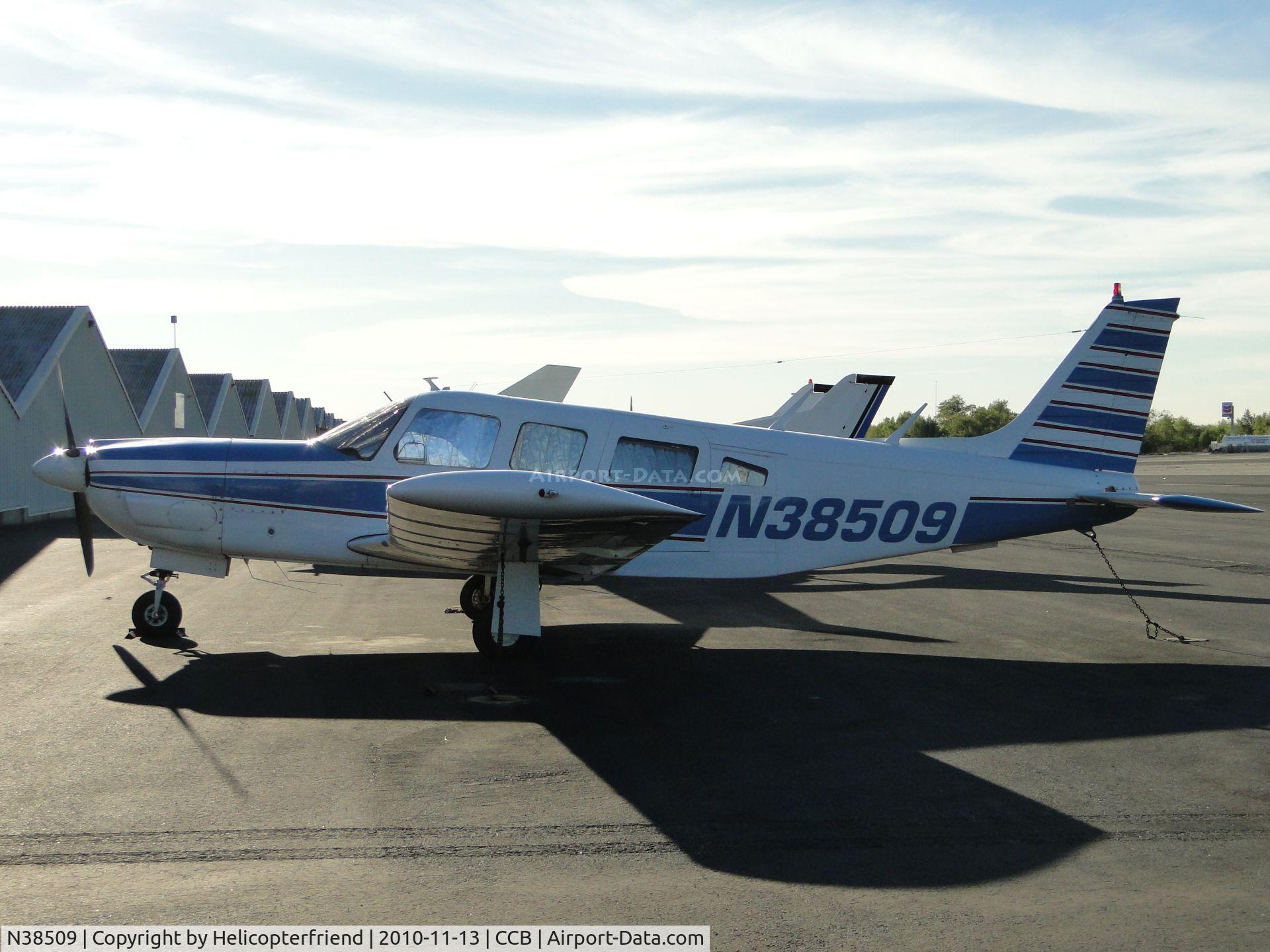 N38509, 1977 Piper PA-32R-300 Cherokee Lance C/N 32R-7780435, Tied down  & parked in transient parking