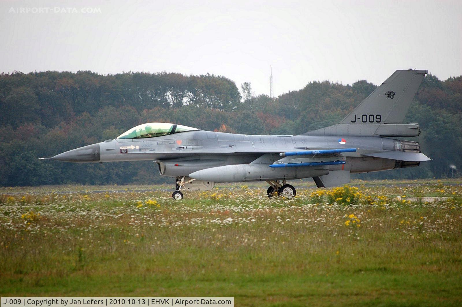 J-009, 1990 General Dynamics F-16A Fighting Falcon C/N 6D-165, Tigermeet 2010
