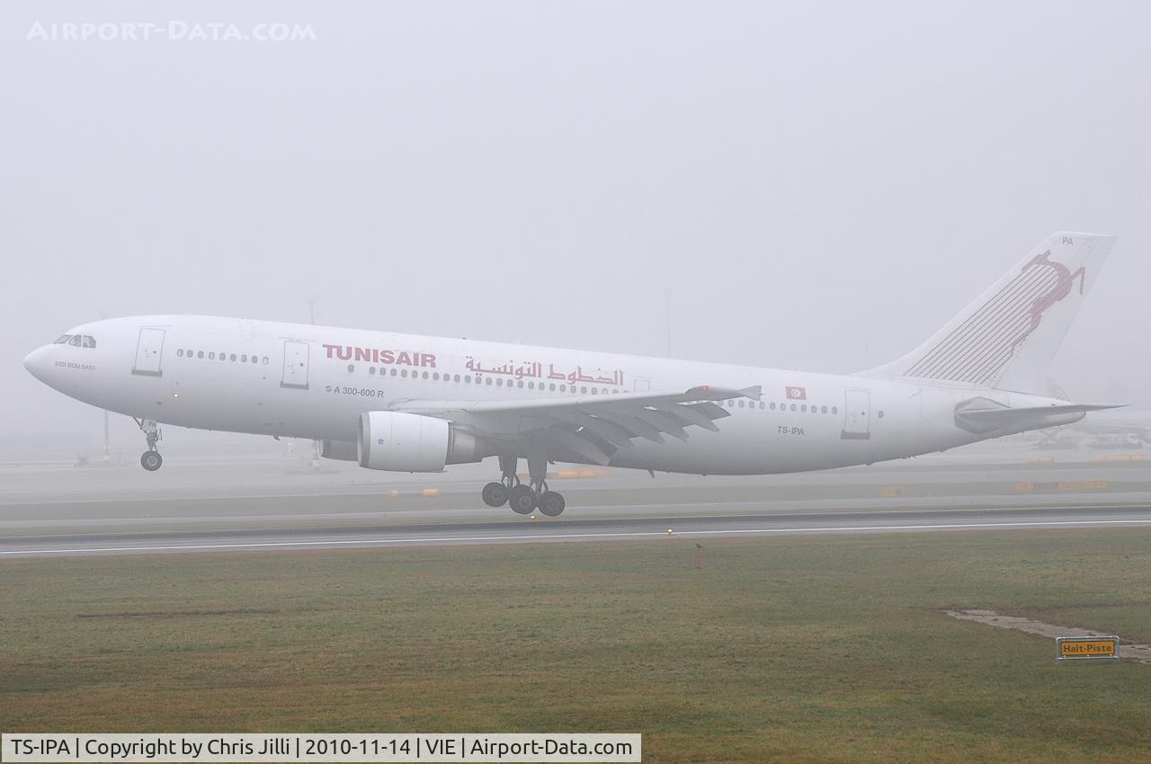 TS-IPA, 1990 Airbus A300B4-605R C/N 558, Tunisair