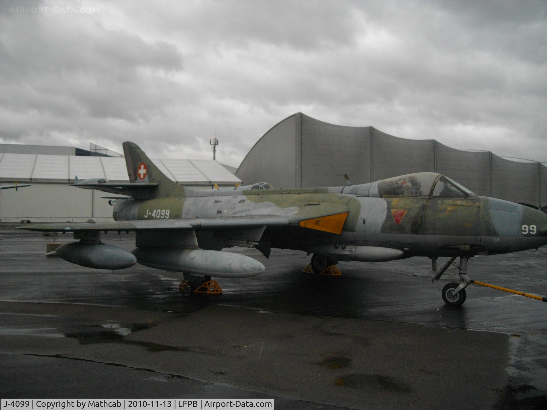 J-4099, 1959 Hawker Hunter F.58 C/N 41H-697466, Hawker Hunter F.58