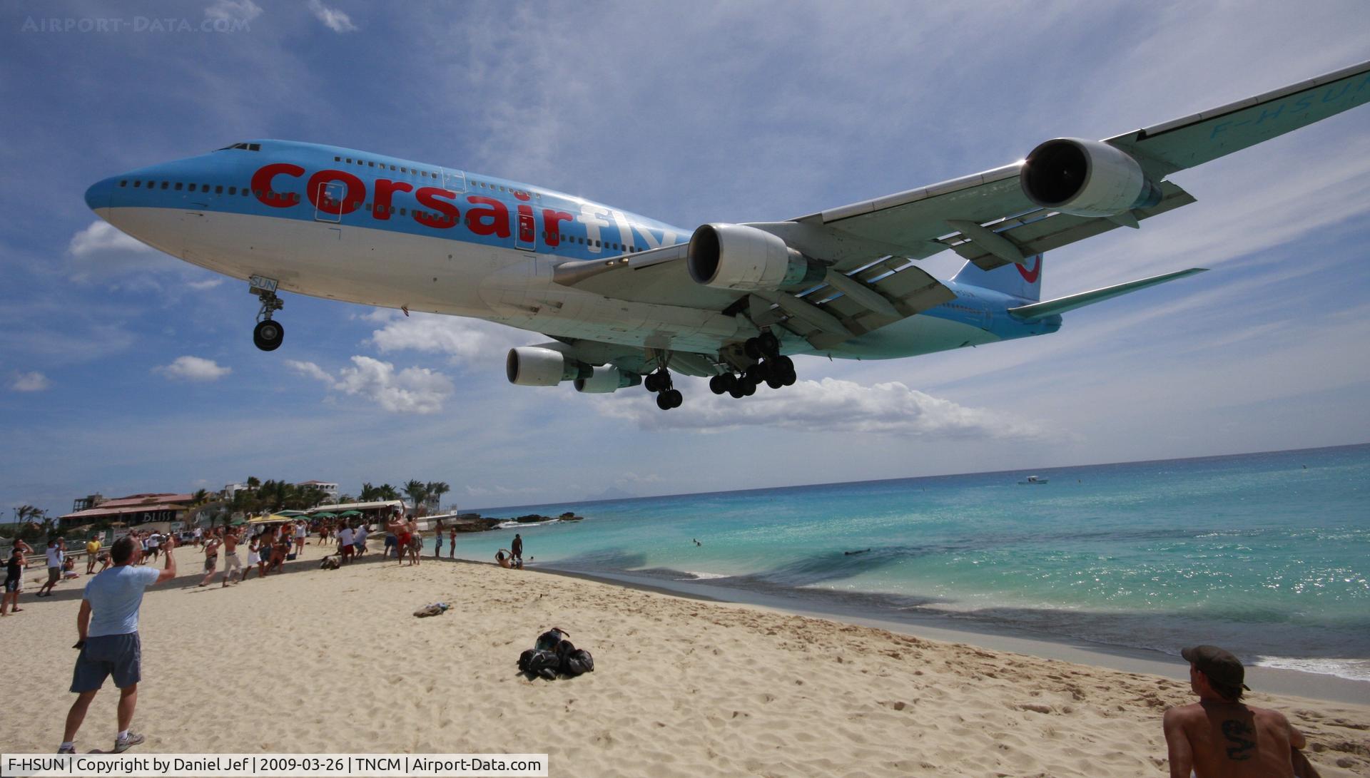 F-HSUN, 1993 Boeing 747-422 C/N 26880, Corsair landing at TNCM