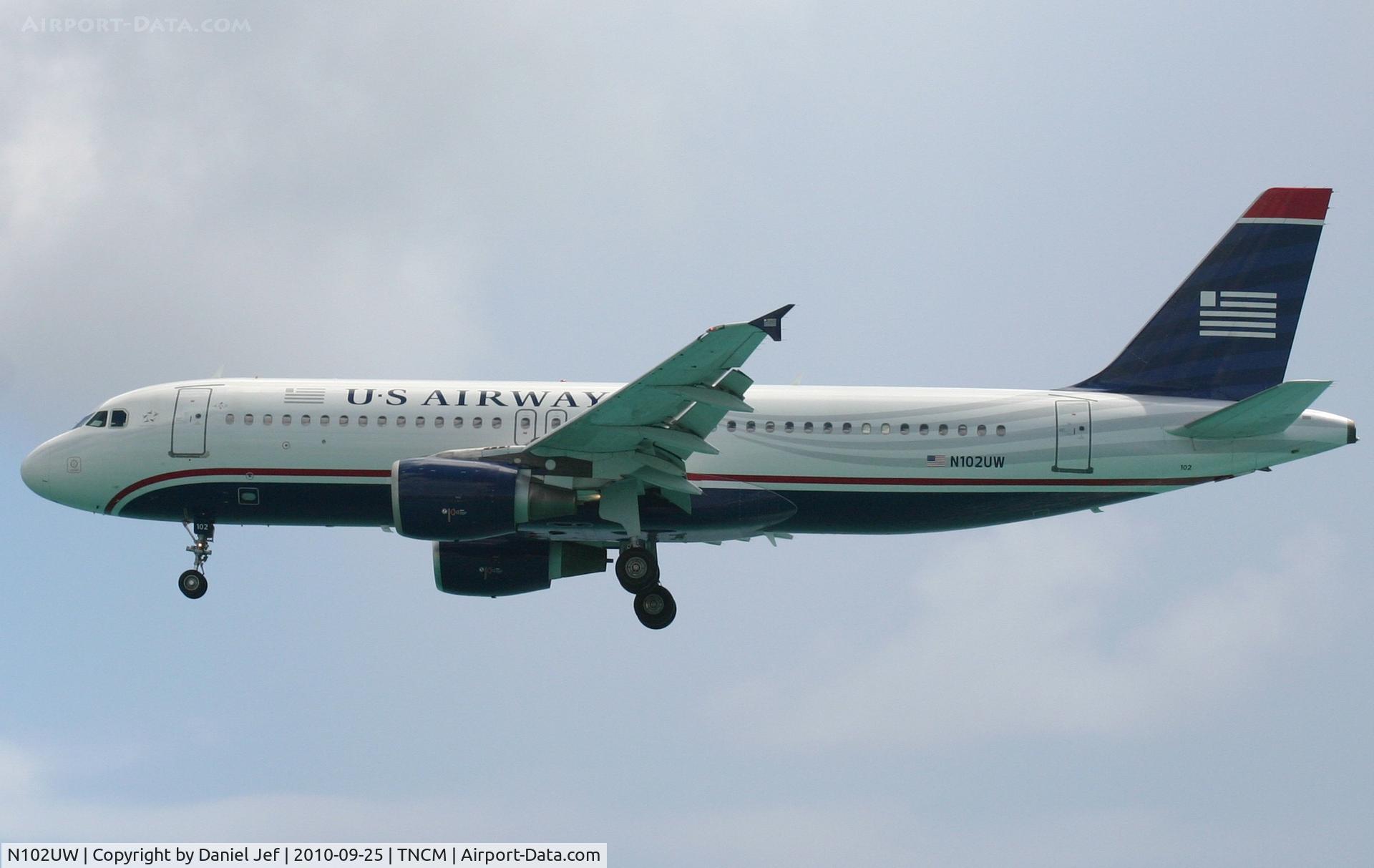 N102UW, 1998 Airbus A320-214 C/N 0844, Us airways landing at TNCM