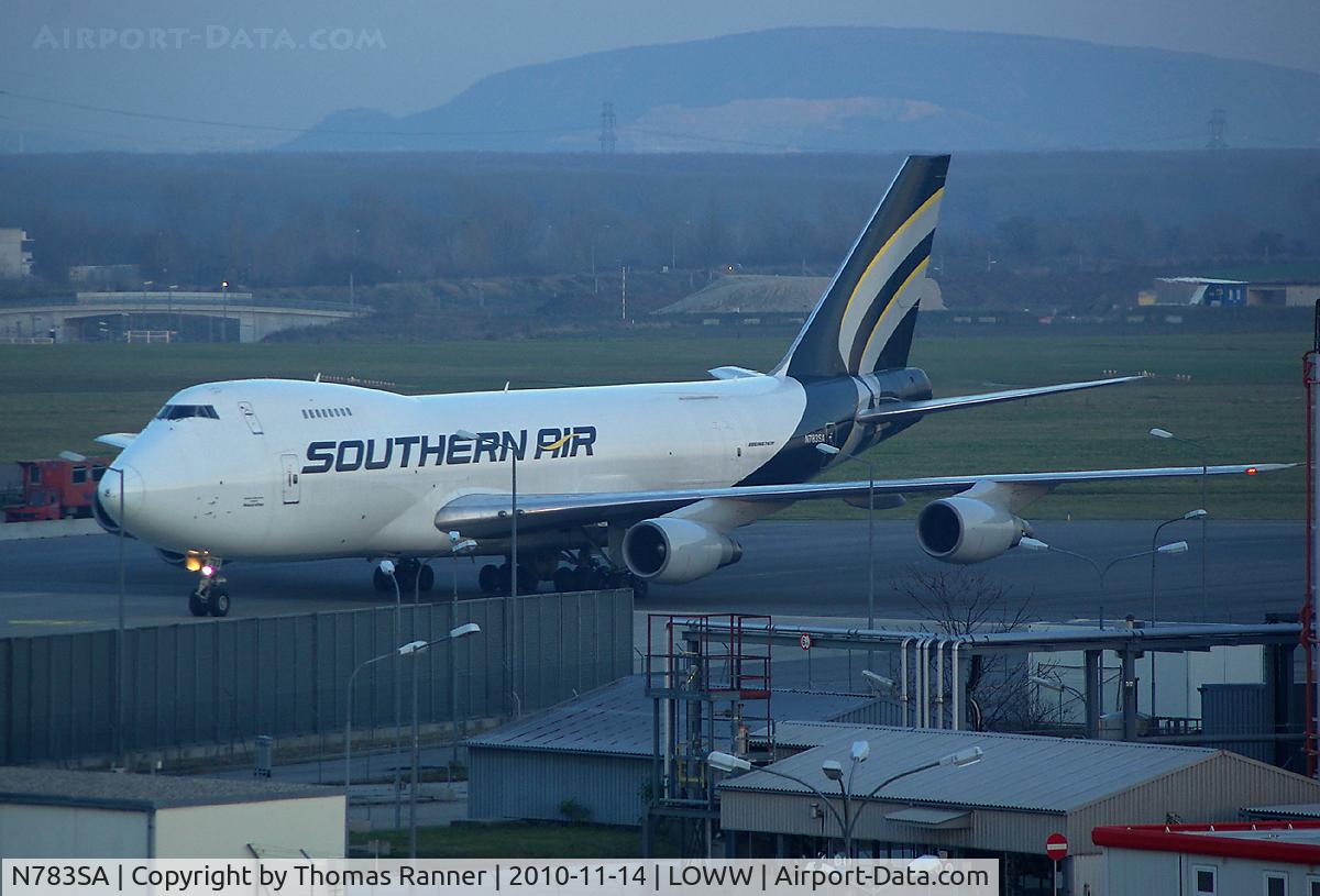 N783SA, 1987 Boeing 747-281F C/N 23919, Southern Air Boeing 747F on the way to it's parking position