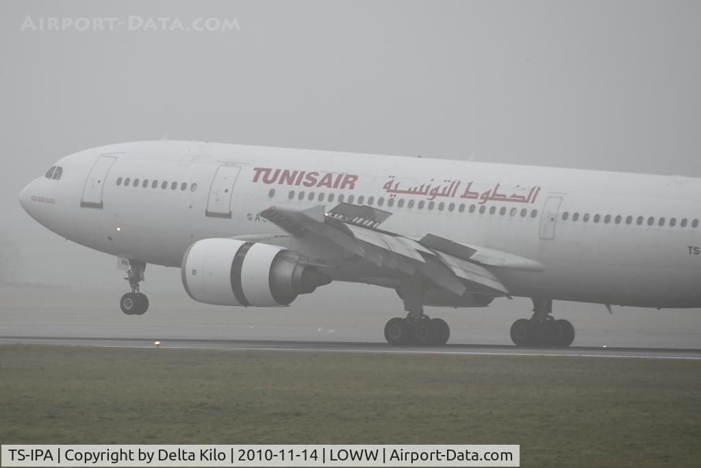 TS-IPA, 1990 Airbus A300B4-605R C/N 558, TAR [TU] Tunis Air