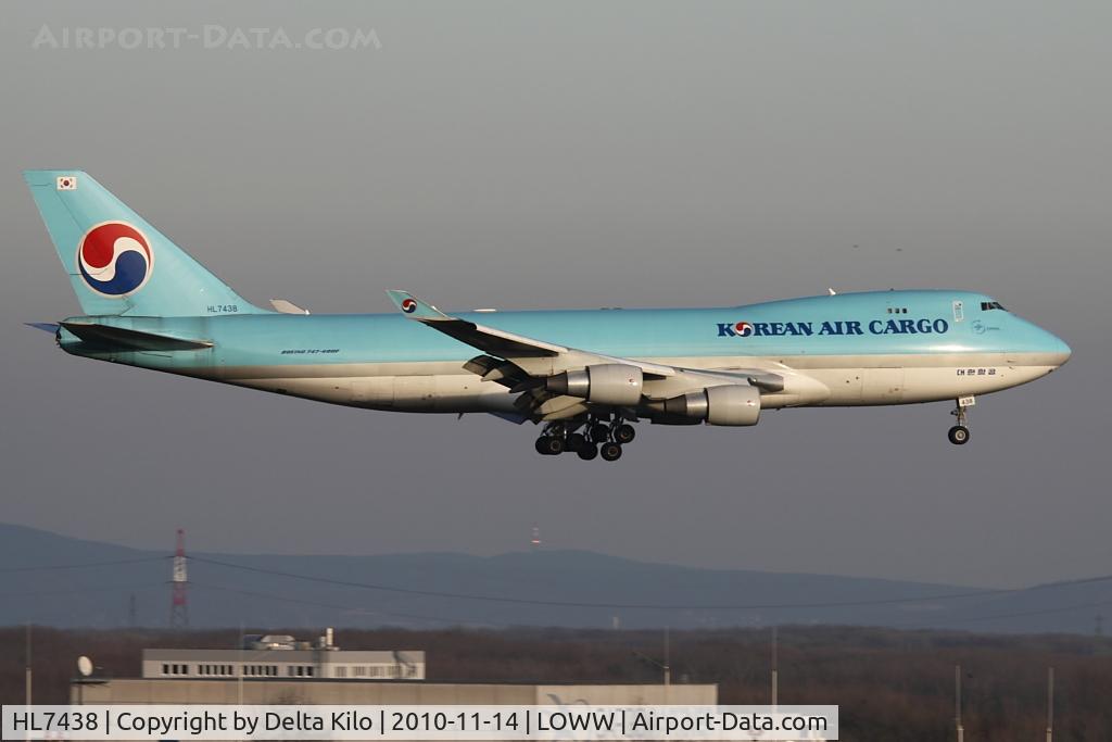 HL7438, 2003 Boeing 747-4B5ERF C/N 33515, KAL [KE] Korean Air