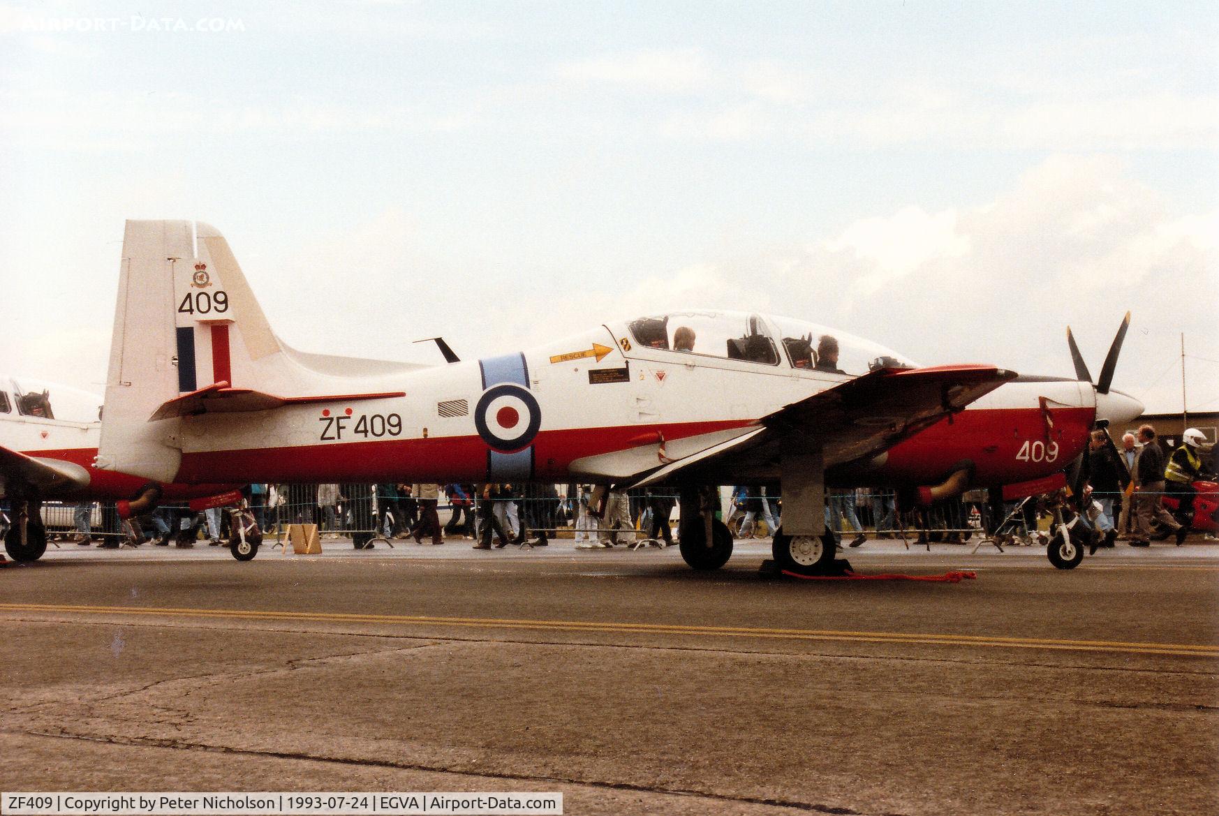 ZF409, 1992 Short S-312 Tucano T1 C/N S128/T99, Tucano T.1, callsign Cranwell 69, of 3 Flying Training School on display at the 1993 Intnl Air Tattoo at RAF Fairford.