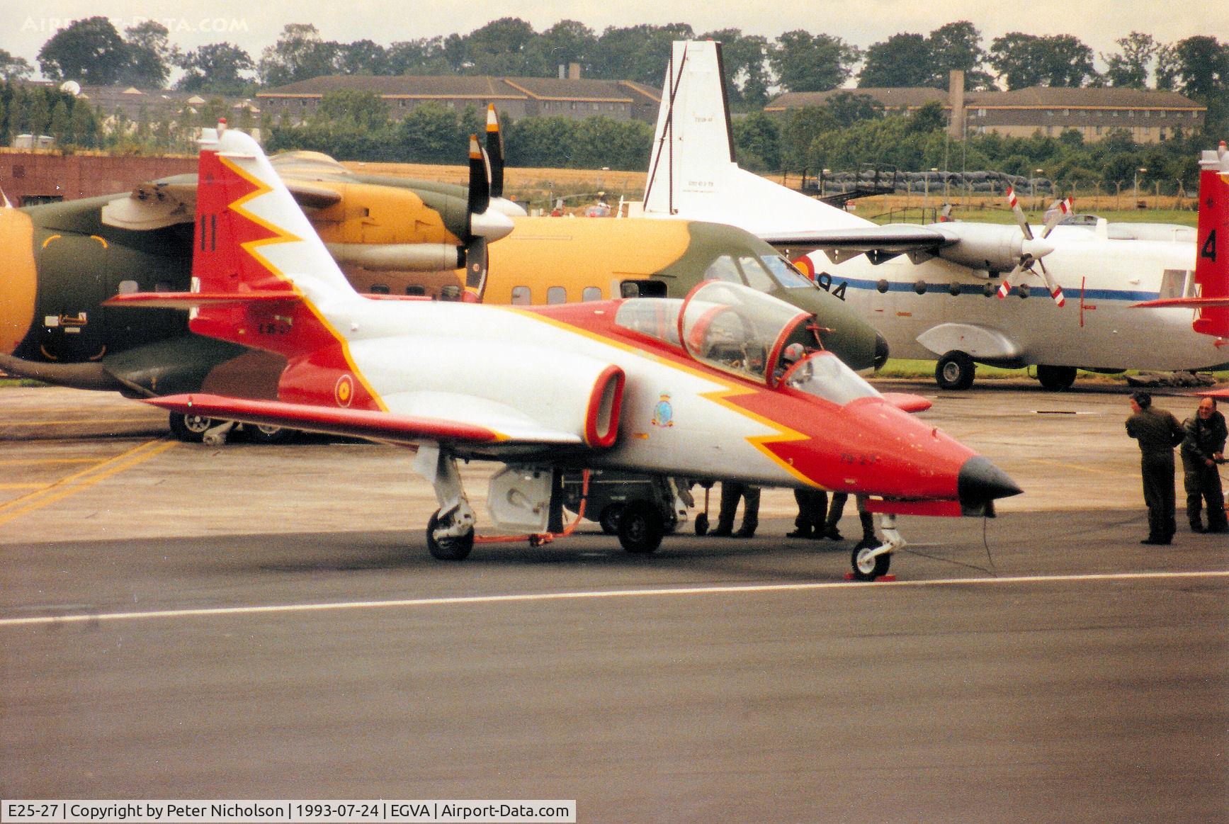 E25-27, CASA C-101EB Aviojet C/N EB01-27-027, CASA 101EB Aviojet of Team Aguila of the Spanish Air Force on the flight-line at the 1993 Intnl Air Tattoo at RAF Fairford.