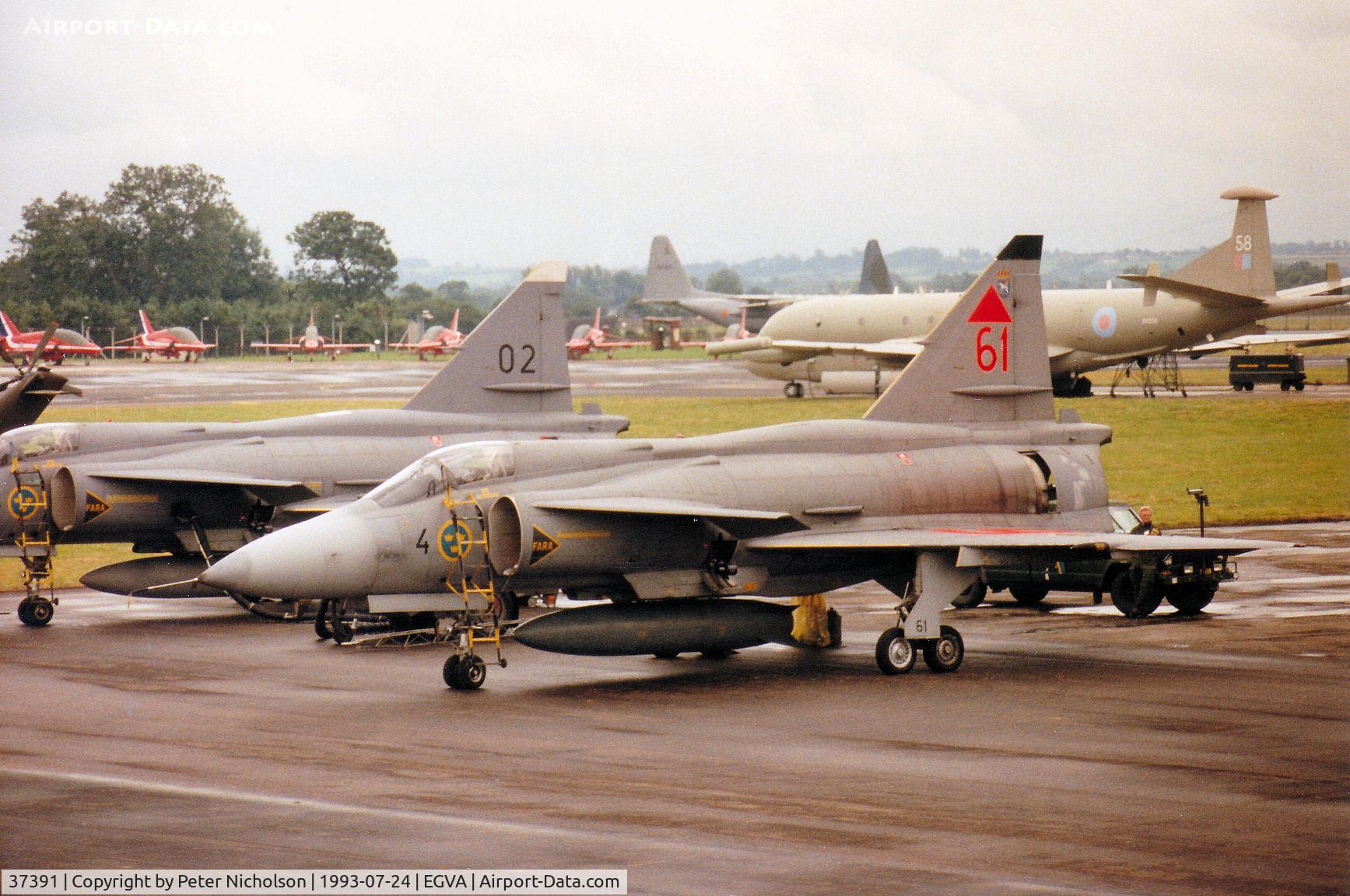 37391, Saab JA 37 Viggen C/N 37391, JA-37 Viggen of F4 Wing of the Swedish Air Force at  Östersund at the 1993 Intnl Air Tattoo at RAF Fairford.