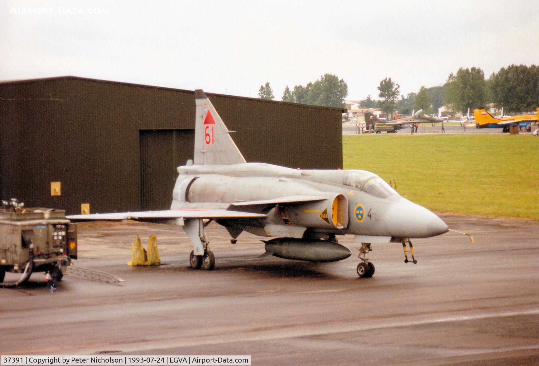 37391, Saab JA 37 Viggen C/N 37391, Another view of this JA-37 Viggen of the Swedish Air Force's F4 Wing at Östersund at the 1993 Intnl Air Tattoo at RAF Fairford.