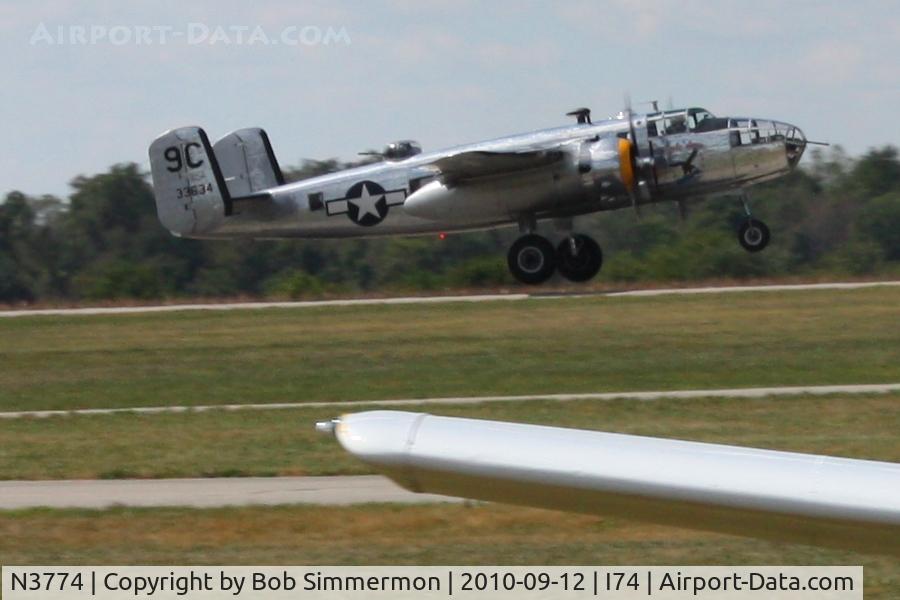 N3774, 1943 North American B-25D Mitchell C/N 100-23960, Departing Mid-East Regional Fly-In (MERFI) - Urbana, Ohio.