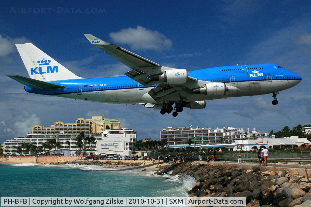 PH-BFB, 1989 Boeing 747-406 C/N 24000, Visitor