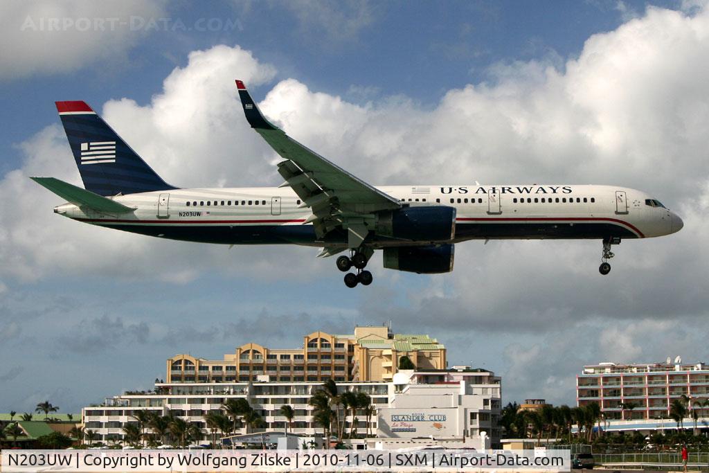 N203UW, 2000 Boeing 757-23N C/N 30548, Visitor