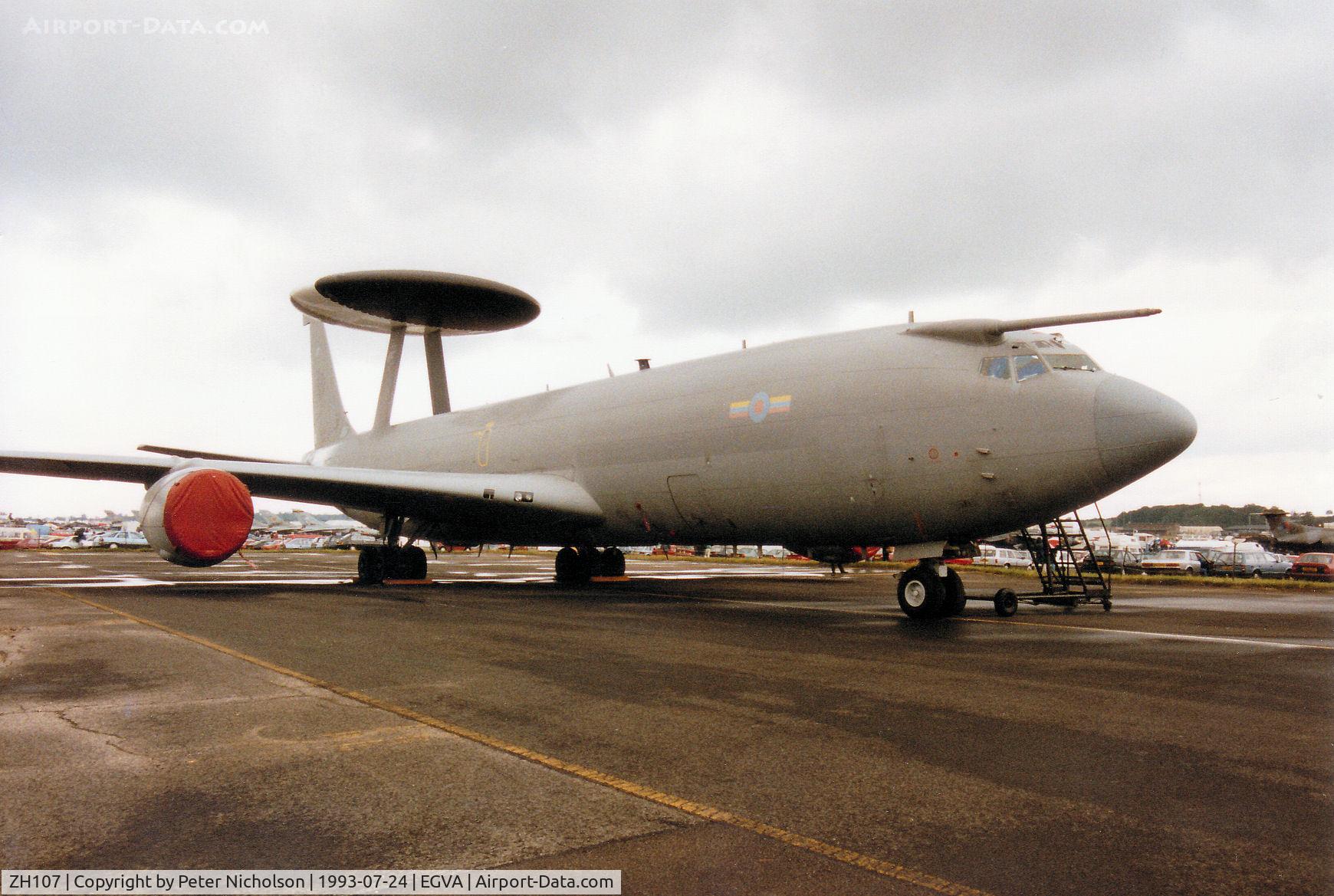 ZH107, 1991 Boeing E-3D Sentry AEW.1 C/N 24499, Sentry AEW.1, callsign Nato 40, of 8 Squadron based at RAF Waddington on the flight-line at the 1993 Intnl Air Tattoo at RAF Fairford.