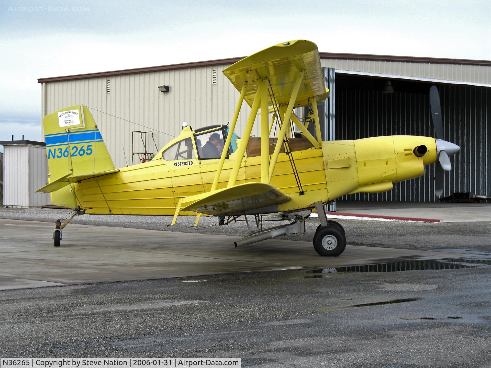 N36265, 1983 Schweizer G-164B C/N 725 B, Tolle's Flying Service (Robbins, CA) 1983 turbine G-164B doing pre-flight run-up at owner's private airstrip near junction of State Hwy 113 and Reclamation Road - applying dry fertilizer to wheat this day with spreader