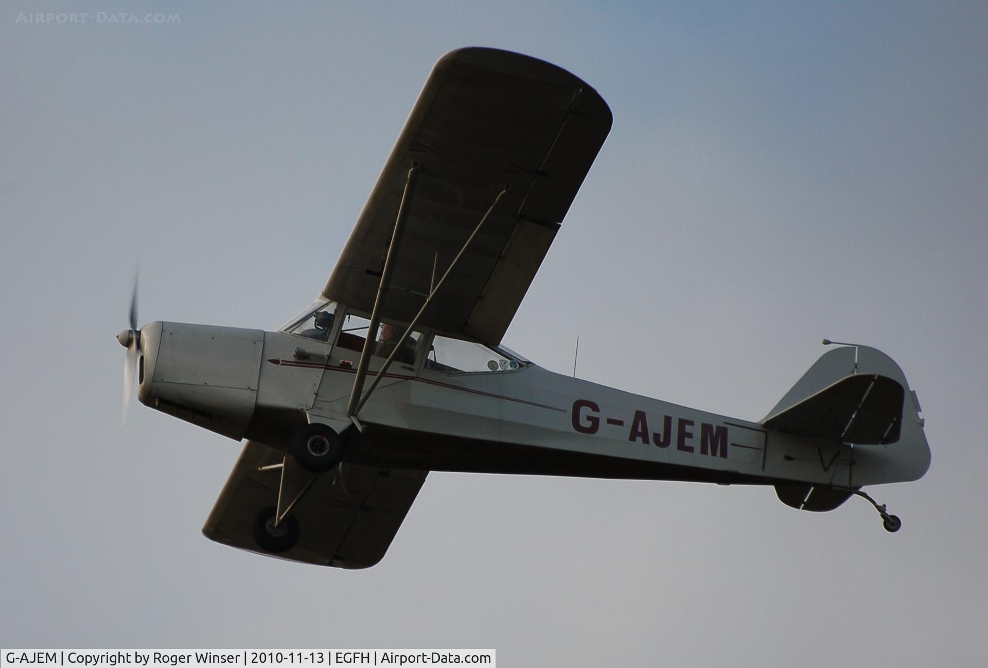 G-AJEM, 1947 Auster J-1 Autocrat C/N 2317, Auster Autocrat departing Runway 22