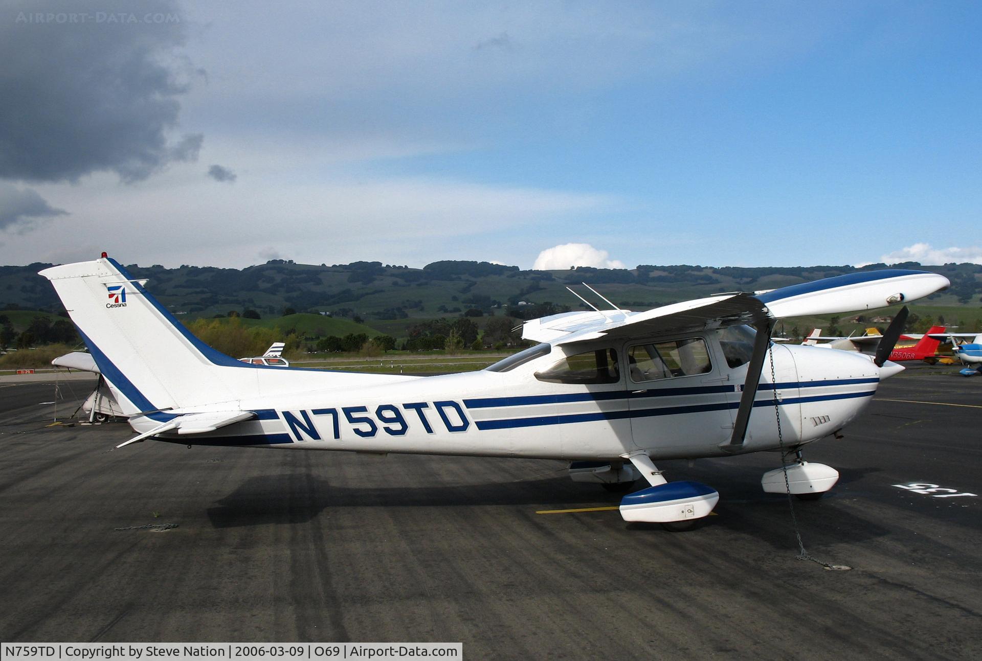 N759TD, 1978 Cessna 182Q Skylane C/N 18266239, 1978 Cessna 182Q stands out on this soon to be rainy afternoon @ Petaluma, CA home base