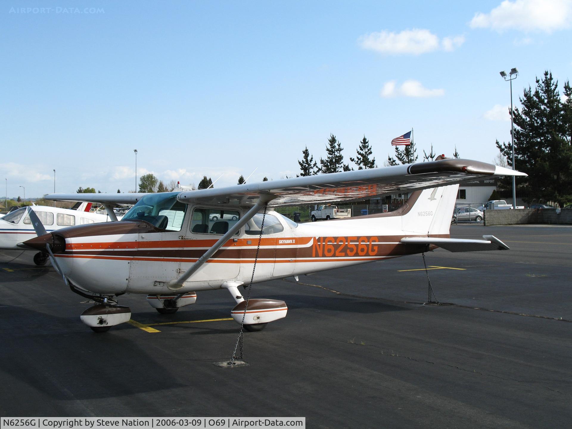 N6256G, 1979 Cessna 172N C/N 17273583, Locally-based 1979 Cessna 172N @ Petaluma, CA