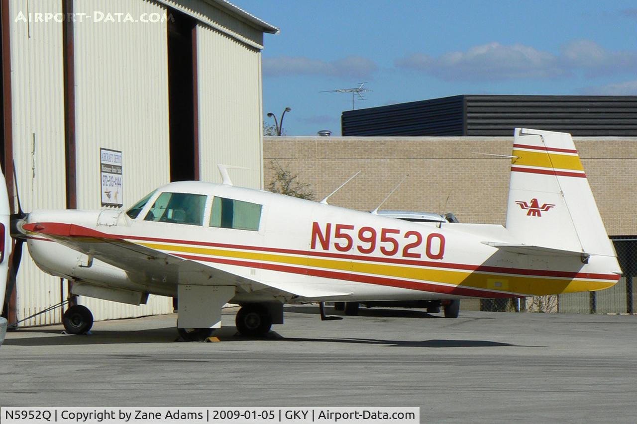 N5952Q, 1965 Mooney M20E C/N 838, At Arlington Municipal - TX